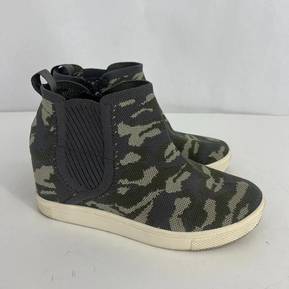 Torrid Shoes Sneakers Wedge High Tops Canvas‎ Sock Pull On Camouflage Green Gray